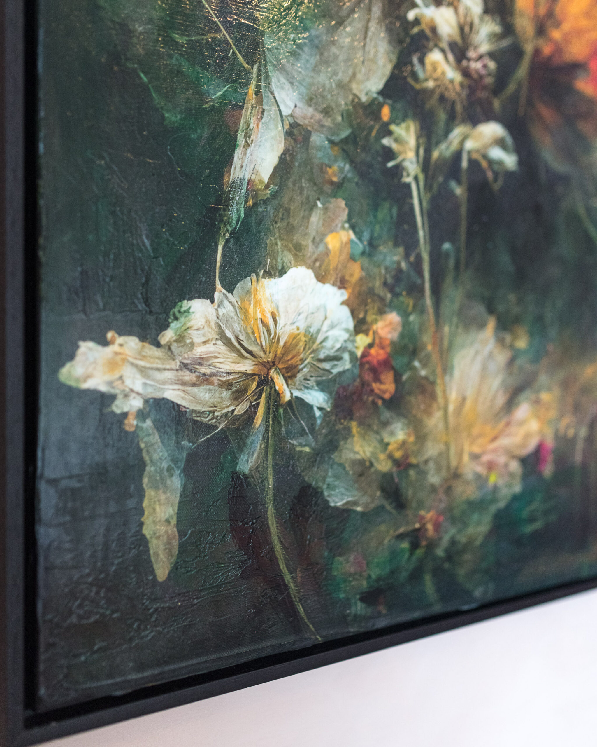 Kunst: Floral Decay XXIII van kunstenaar Teis Albers