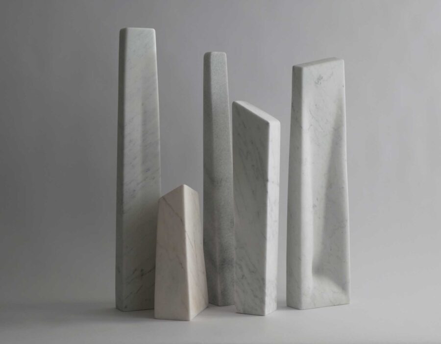 Kunst: Nuances of White, Light and Shadow van kunstenaar Fieke de Roij