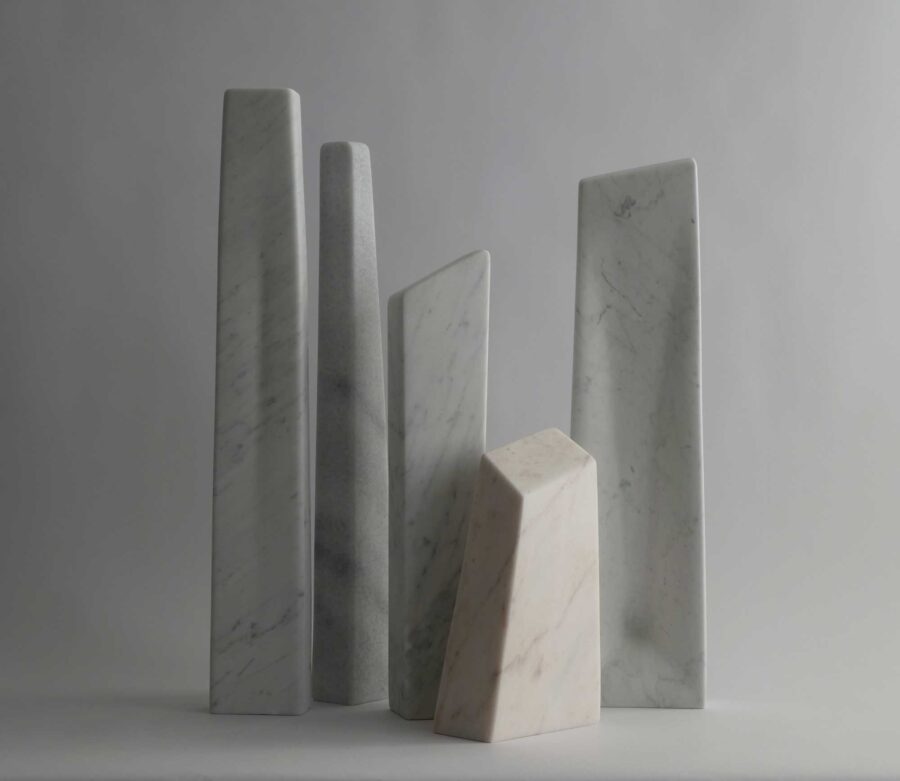 Kunst: Nuances of White, Light and Shadow van kunstenaar Fieke de Roij