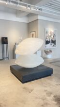 Kunst: 2 Piedritas Albast van kunstenaar Angelo Moyano