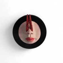 Kunst: Stinker red van kunstenaar Saskia Hoeboer