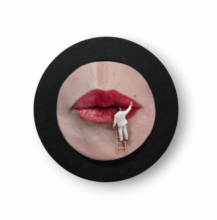 Kunst: Makeup medium van kunstenaar Saskia Hoeboer