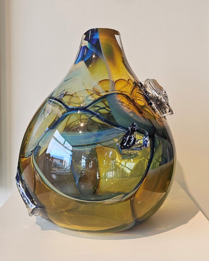 Kunst: Cnidarians Yellow Petrol van kunstenaar Fons Uytdehaag