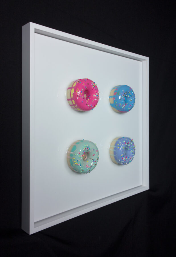 Kunst: Donut Small Dripping Chill van kunstenaar Lotte Kloppenburg