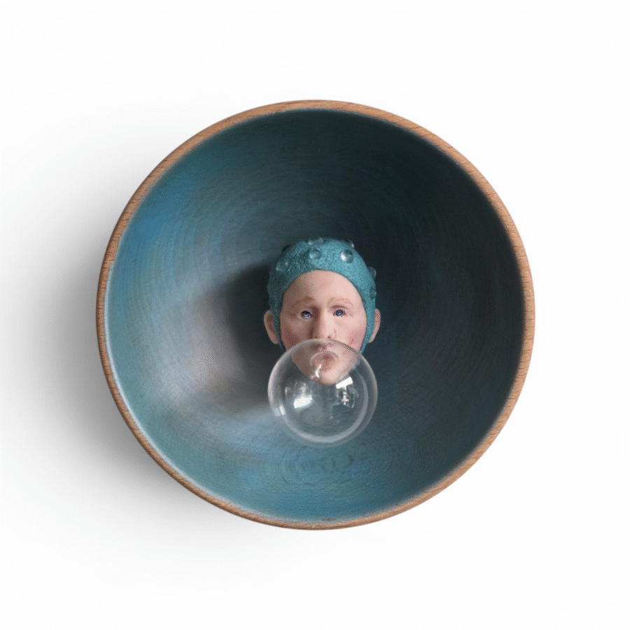 Kunst: Bubble Blue van kunstenaar Saskia Hoeboer