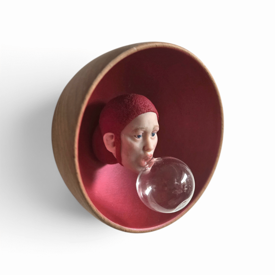 Kunst: Bubble rood van kunstenaar Saskia Hoeboer