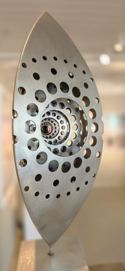 Kunst: Clockwise Rotation small van kunstenaar Cees Hoogeveen