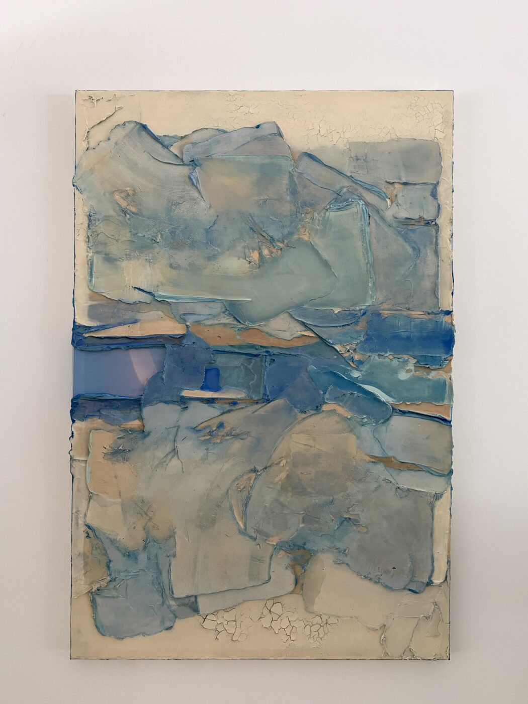 Kunst: TECTONICS series light blue van kunstenaar Marjanka Jonkers