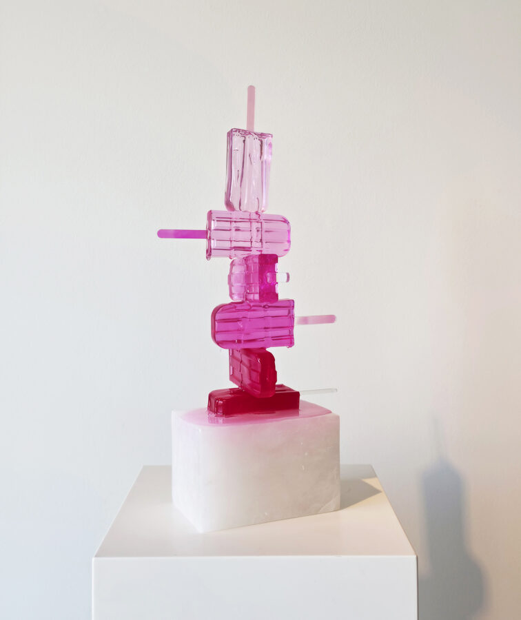 Kunst: Ice Sculpture – Serie Pink Freeze – Still Summer van kunstenaar Lotte Kloppenburg