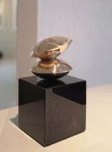 Kunst: Dos Piedras Brons van kunstenaar Angelo Moyano
