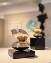 Kunst: Dos Piedras Brons van kunstenaar Angelo Moyano