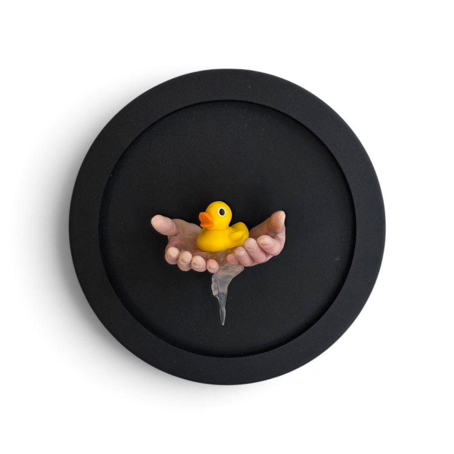 Kunst: Add a duckling. van kunstenaar Saskia Hoeboer