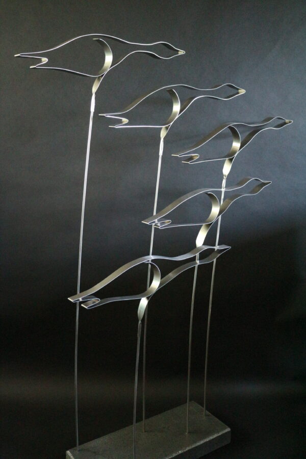 Kunst: Flock of Geese van kunstenaar Bert Verboon