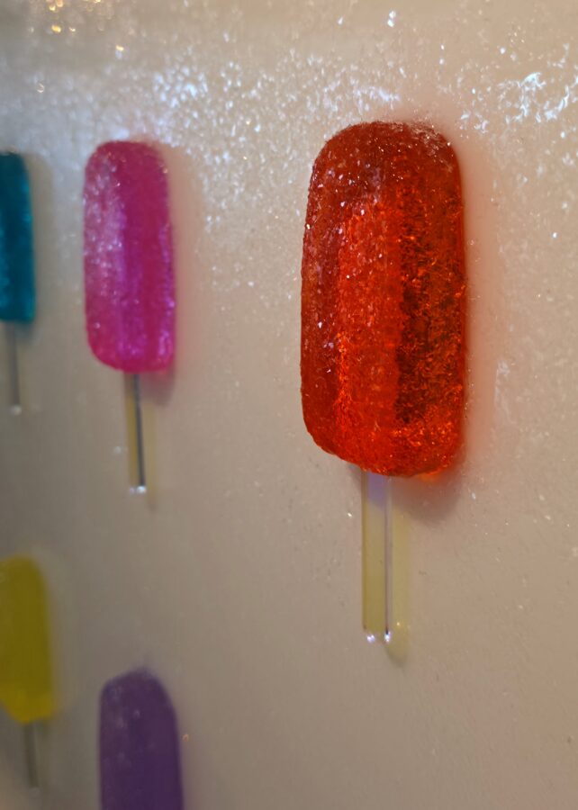 Kunst: Tasty XL Frosted Frozen Wonder van kunstenaar Lotte Kloppenburg